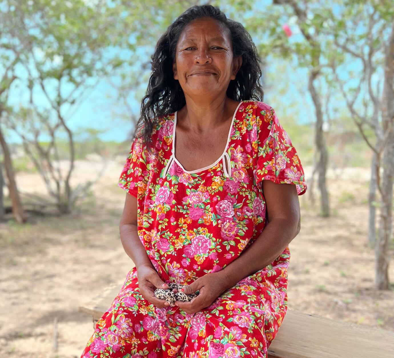 Wayuu weaver from Tocoromana, Luz Maria Ipuana