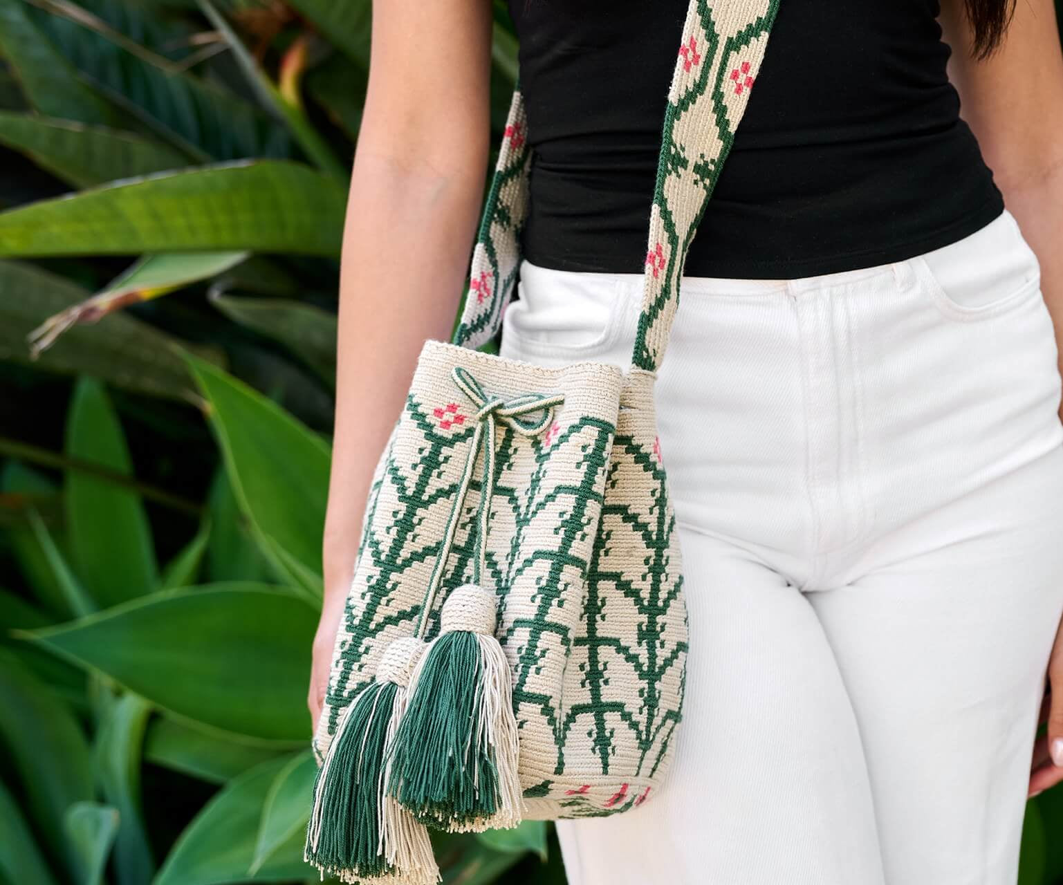 Parülua Beis – Wayuu Mochila Crossbody Bag