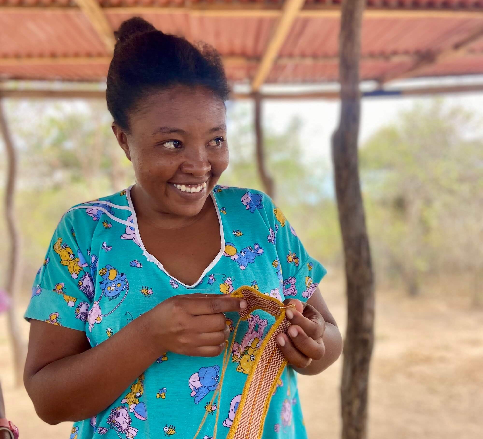 Wayuu weaver from Tocoromana, Sara Ipuana